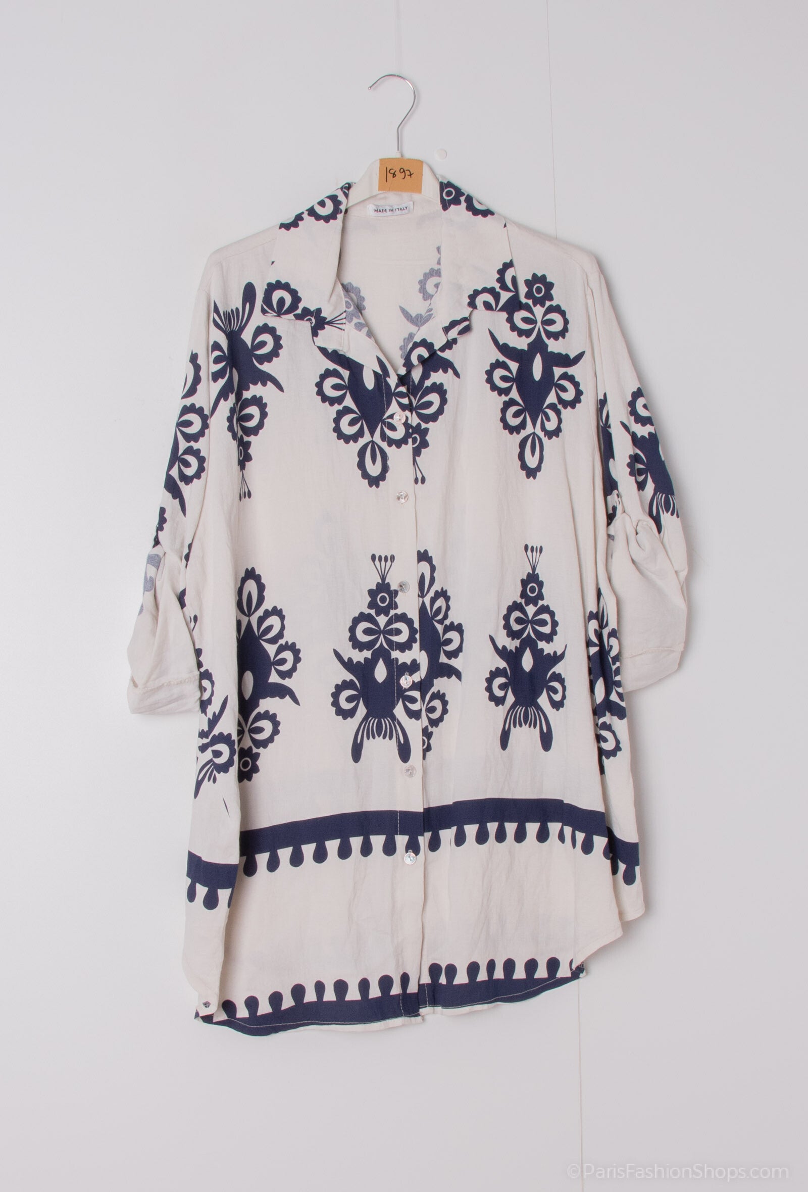 Plus Size Printed viscose crepe shirt.