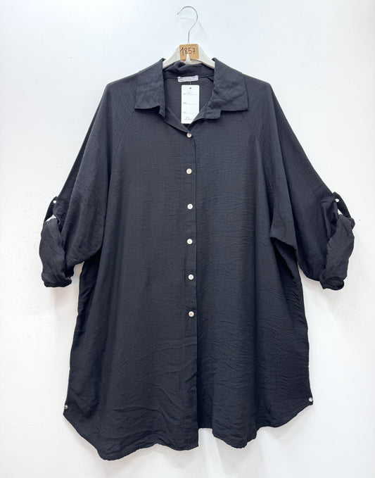 Plus Size Long shirt with big embroidered star on the back