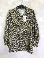 Plus Size Satin Skjorta med Leopard- och Pythontryck