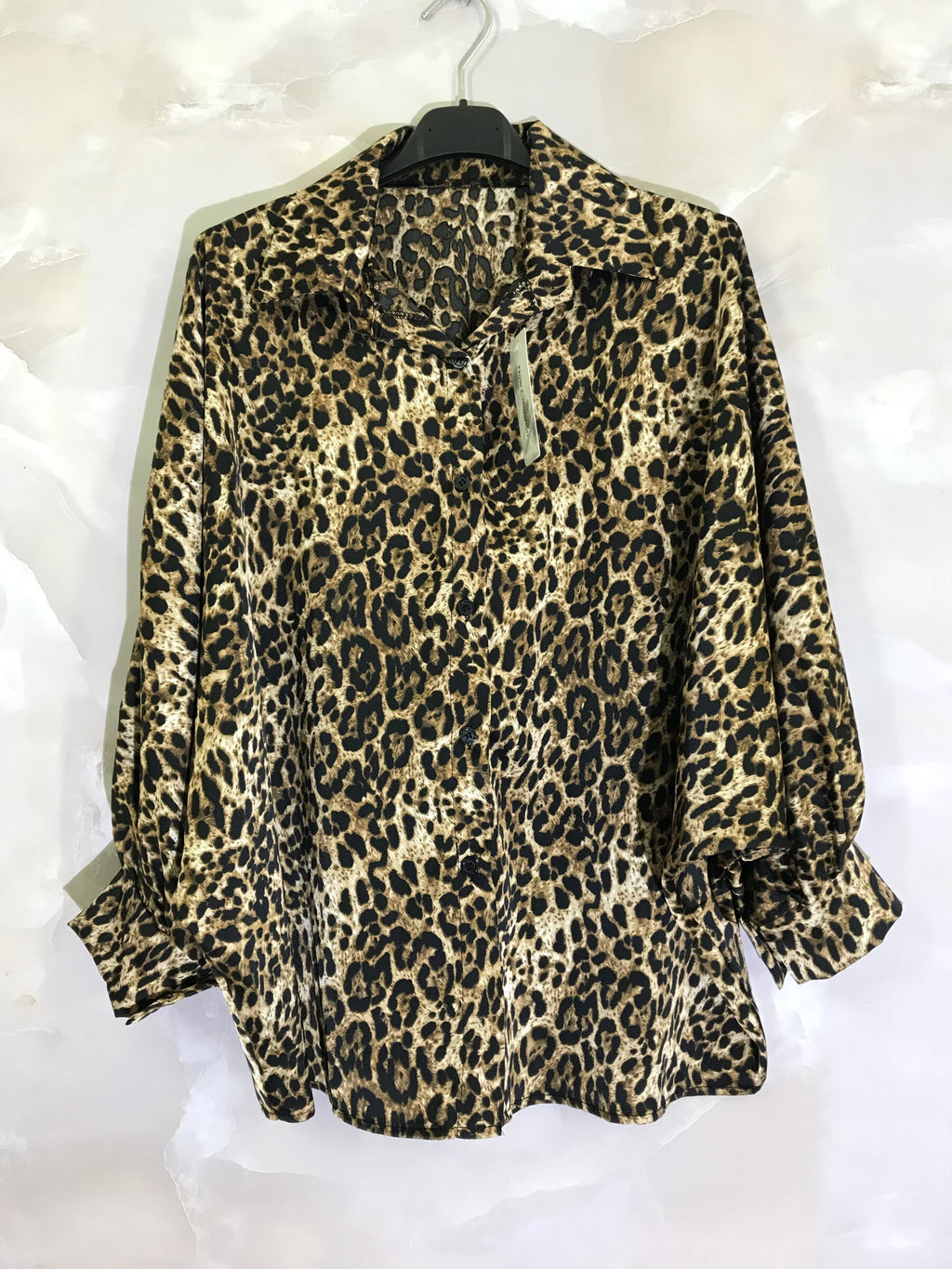 Plus Size Léopard / python printed satin shirt