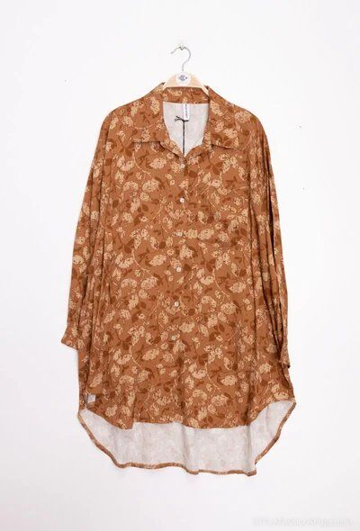 SHIRT i Stor Storlek – Elegant och Bekväm