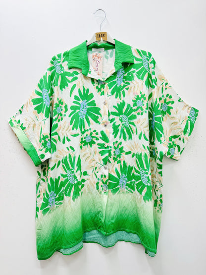 Plus Size Pastel flower printed short sleeves blouse