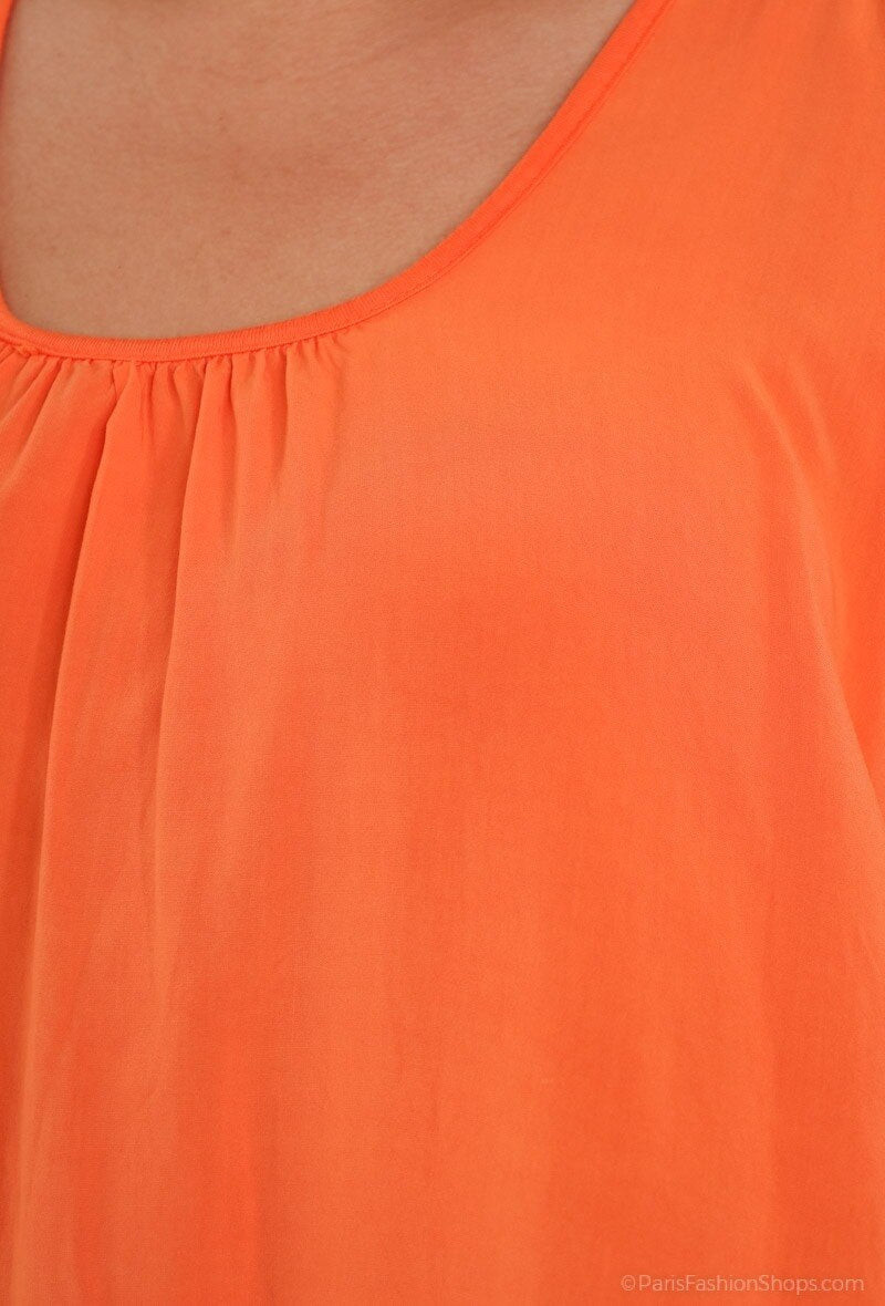Plus Size Tank Top med Spetsbakgrund och Fjärils Mönster