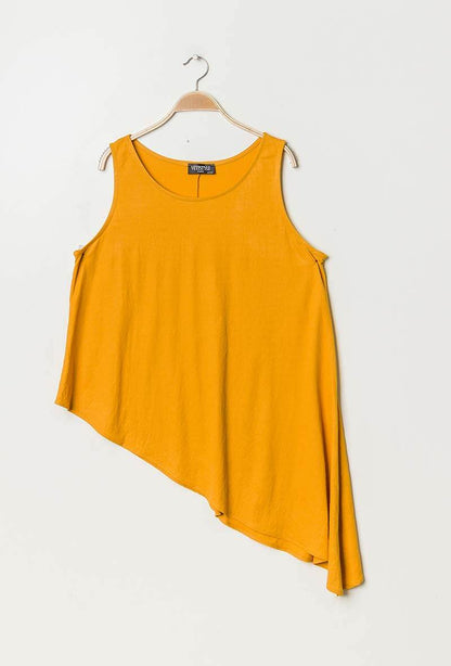 Plus Size Tank top with asymmetric hem