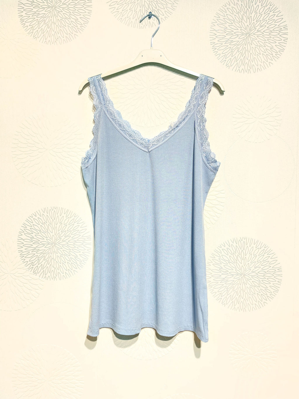 Plus Size Ribbed tank top with T38 lace to T48