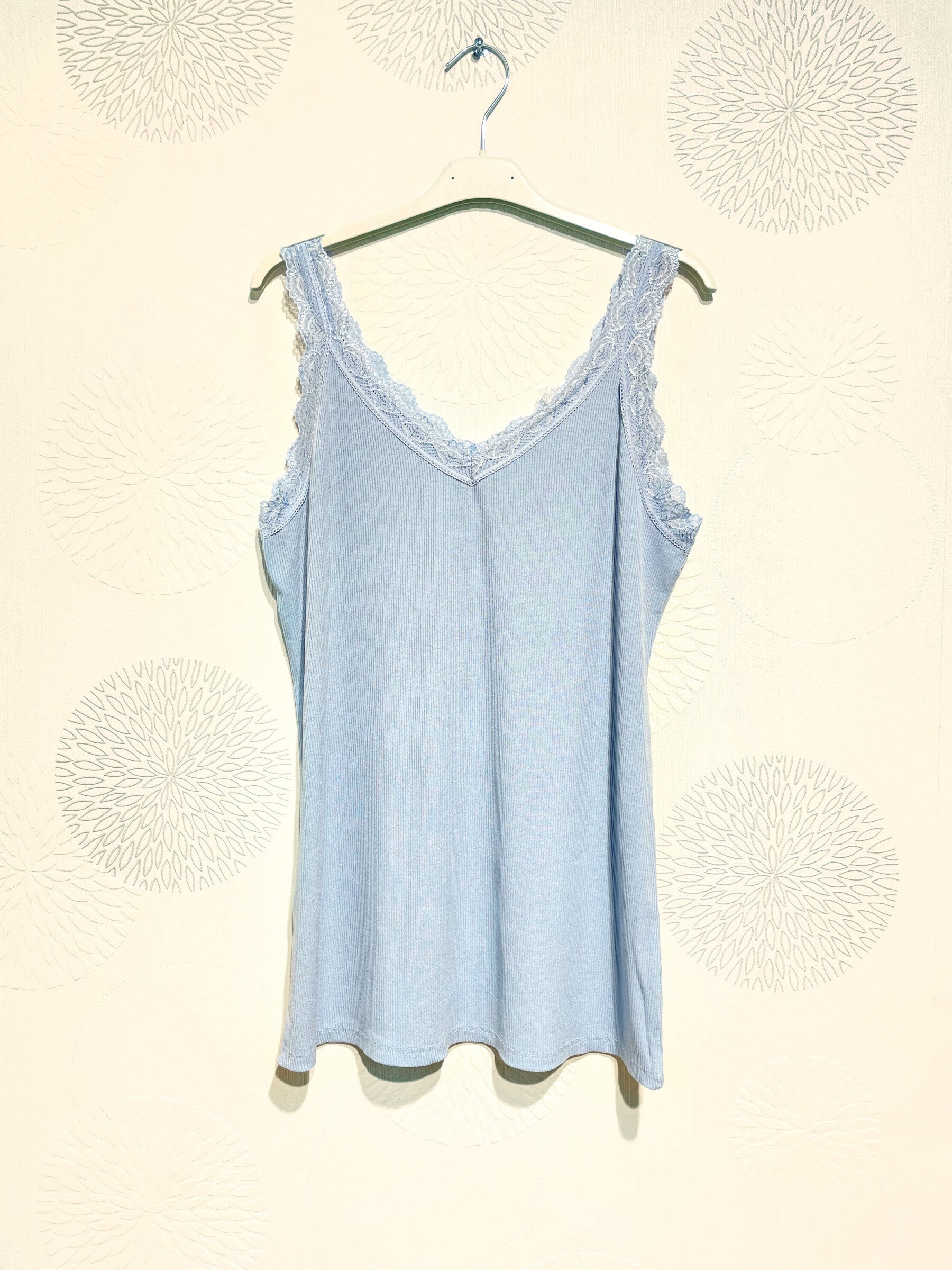 Plus Size Ribbed tank top with T38 lace to T48