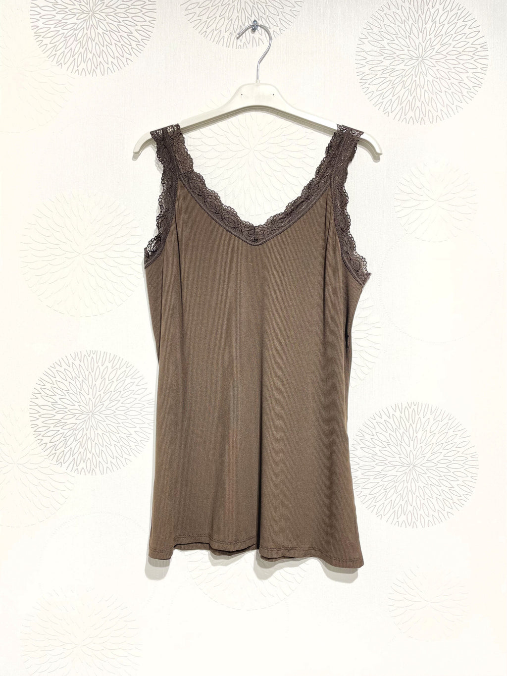 Plus Size Ribbed tank top with T38 lace to T48