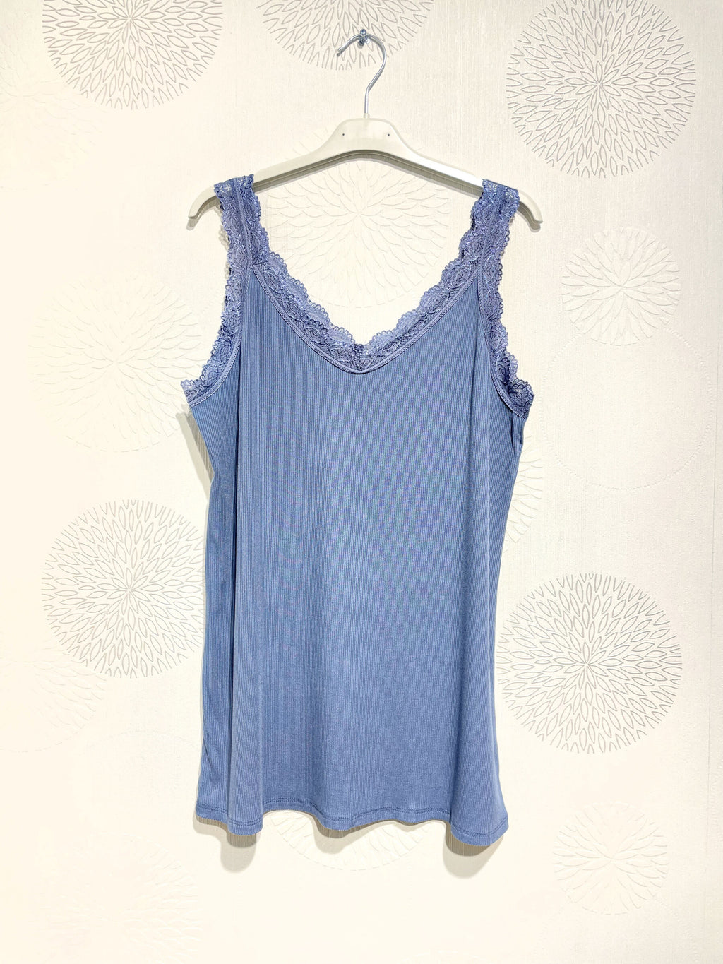 Plus Size Ribbed tank top with T38 lace to T48