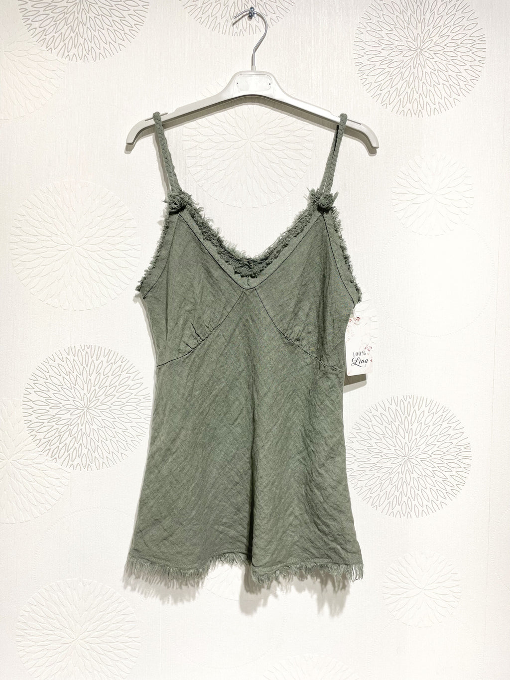 Plus Size V -neck tiddle in linen T36 at T40