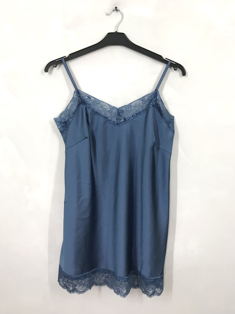 Plus Size Satin tank top with lace