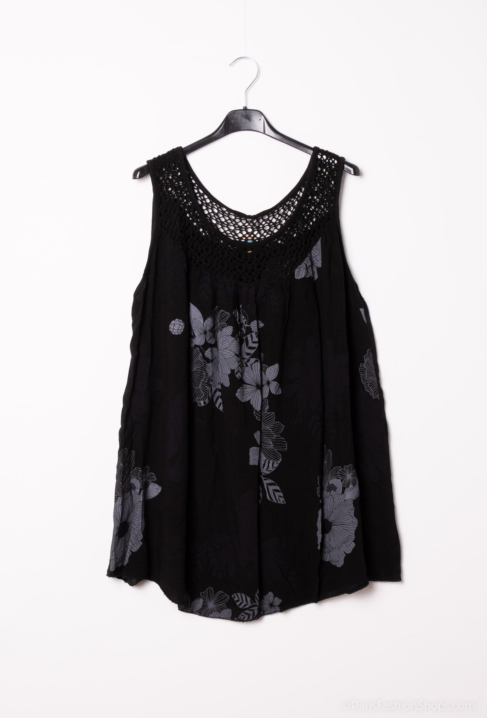 Plus Size Printed tank top