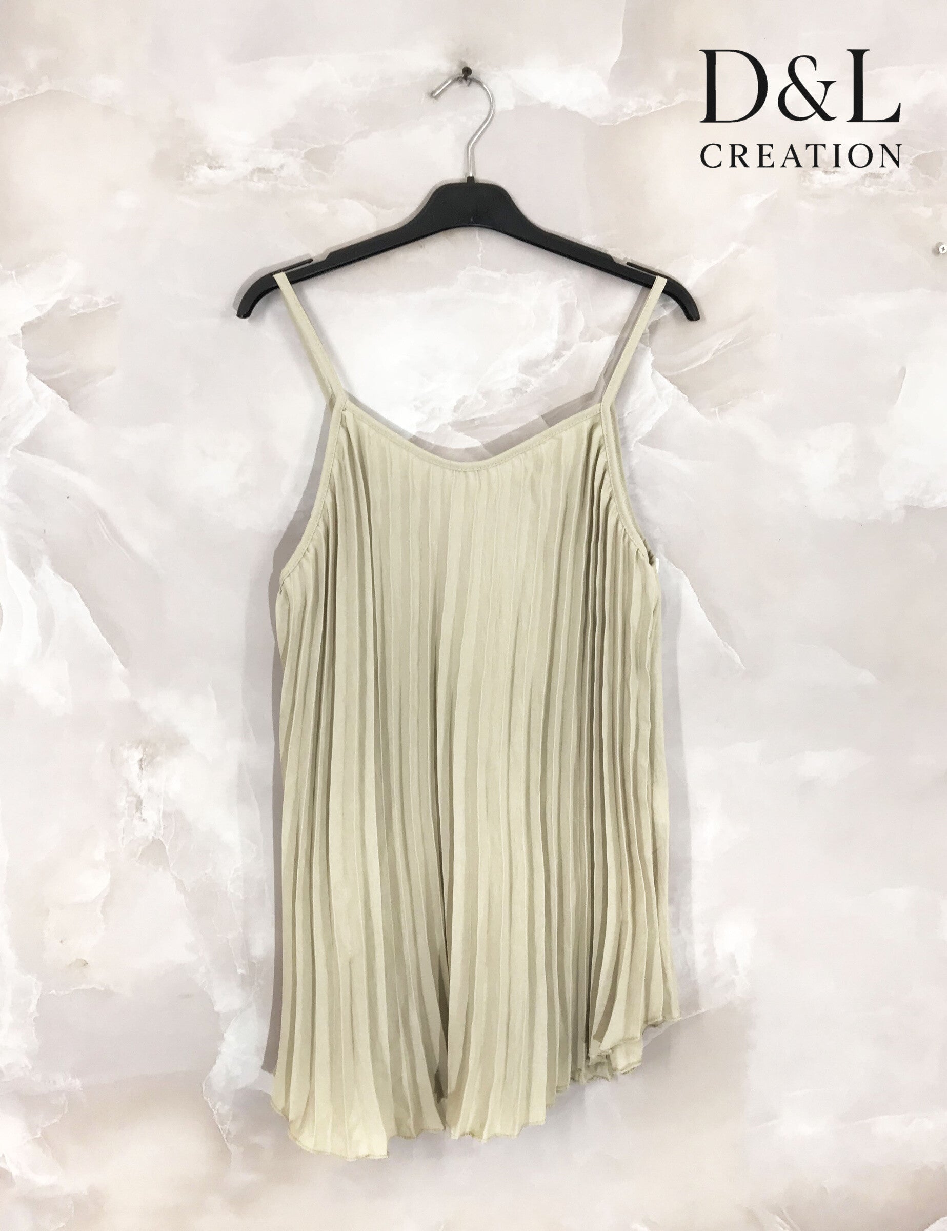 Plus Size Fluid Pleated Tank Top