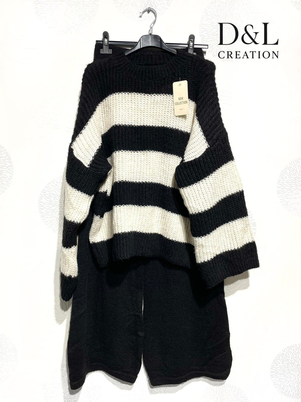 Knit set with striped sweater and solid pants sizes T38 to T48+ i Stor Storlek