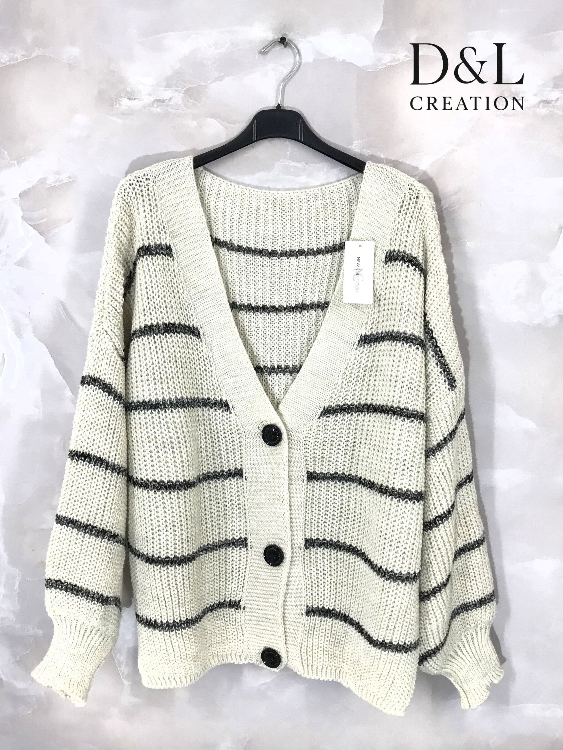 Knäppt Stickad Kofta med Randning i Storlekar 38 till 52