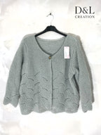 Fluffy cropped cardigan with pattern