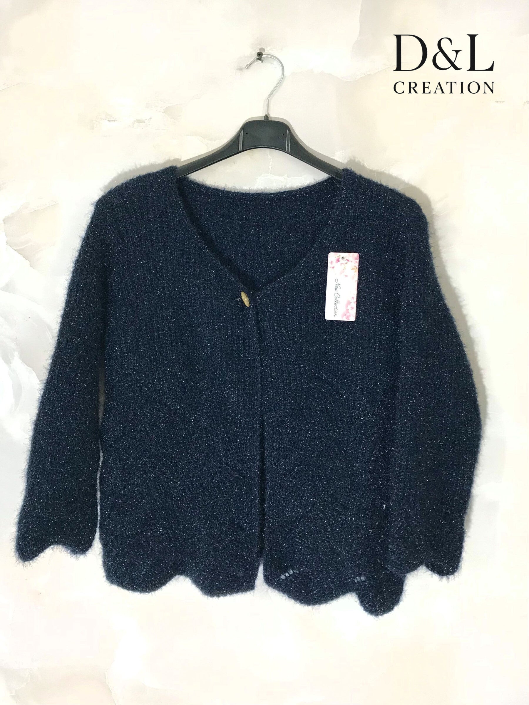 Fluffy cropped cardigan with pattern