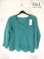 Fluffy cropped cardigan with pattern