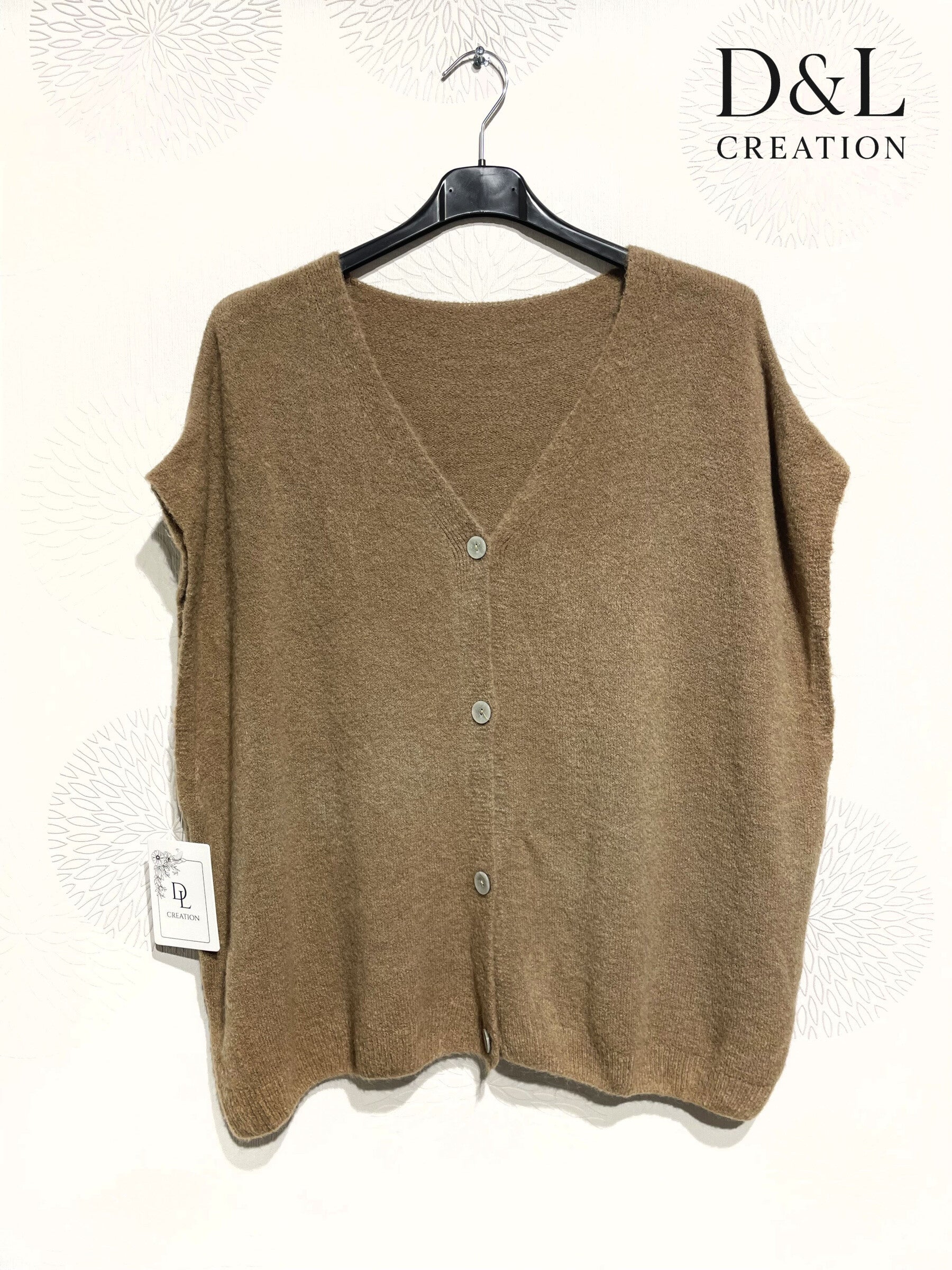 Sleeveless cropped cardigan with alpaca