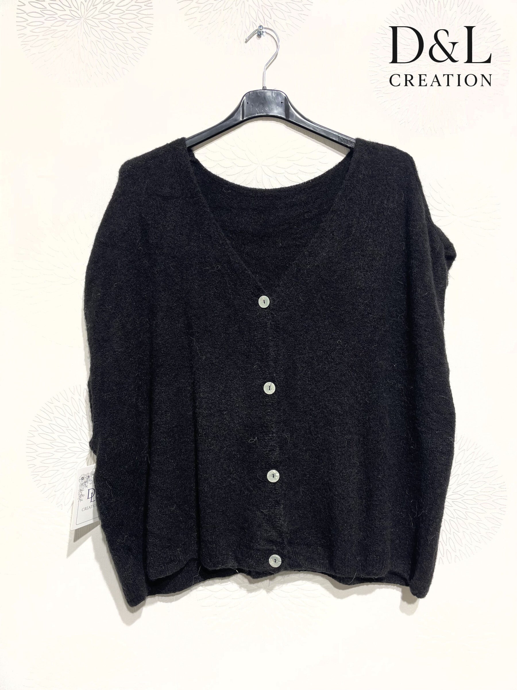Sleeveless cropped cardigan with alpaca