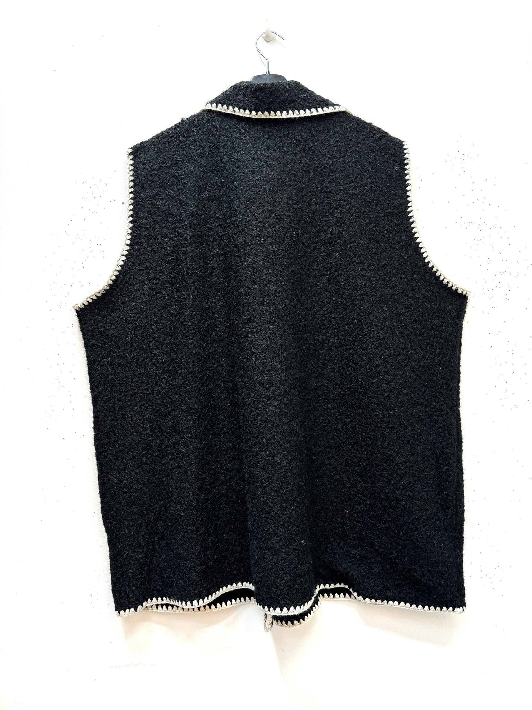 Boiled Wool Effect Vest med Topstitching i Stor Storlek