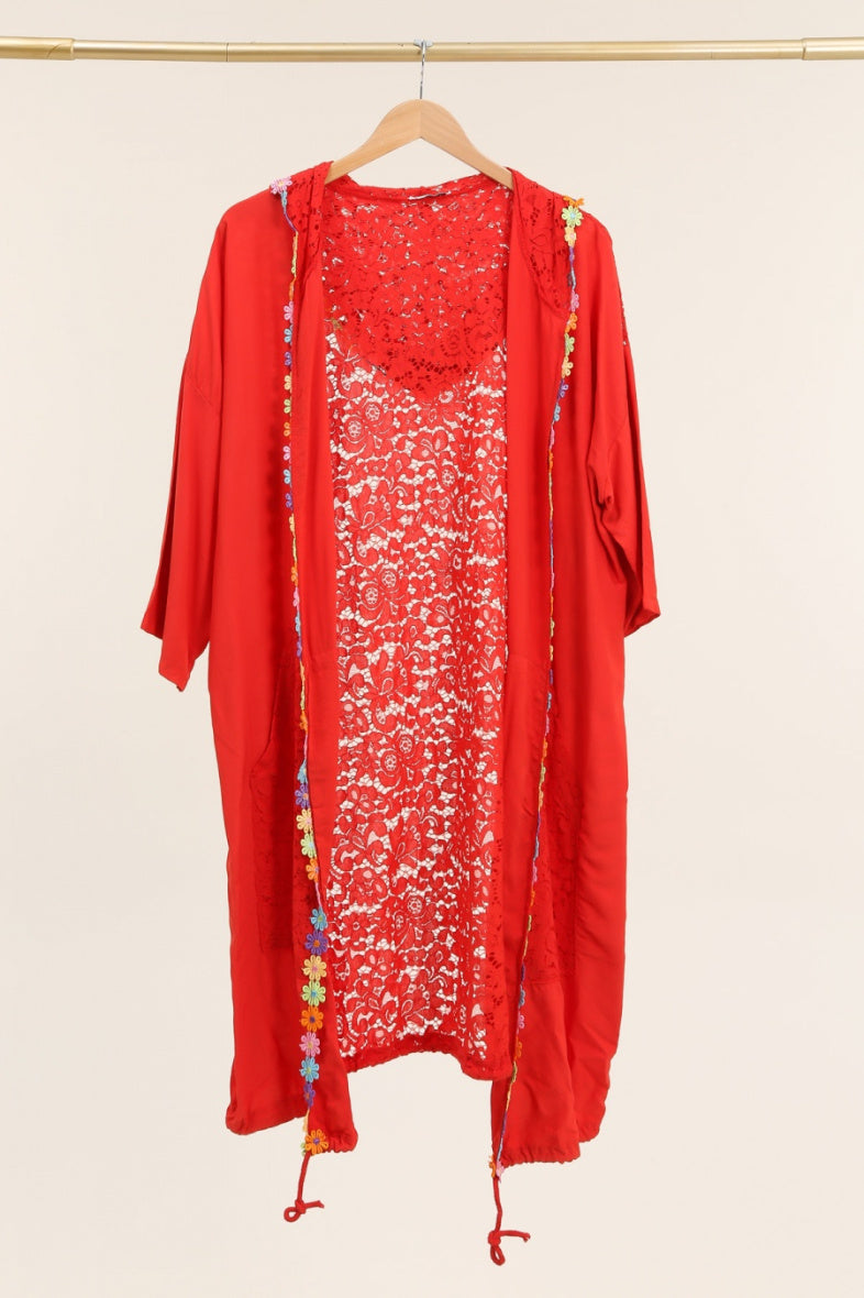 Plus Size Lång Cardigan med Broderade Blommor och Spets
