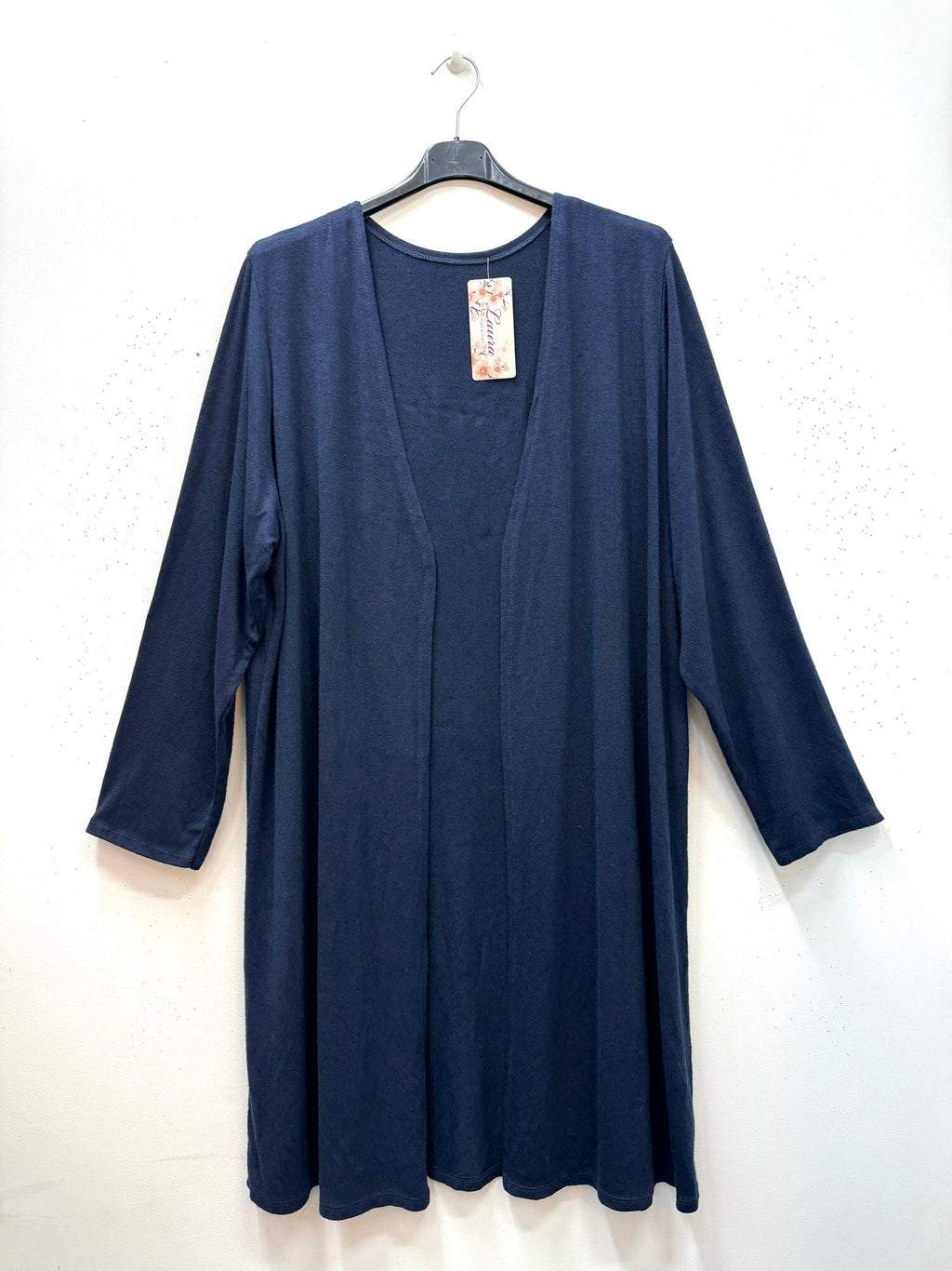 Soft long cardigan with Peace & Love print i Stor Storlek