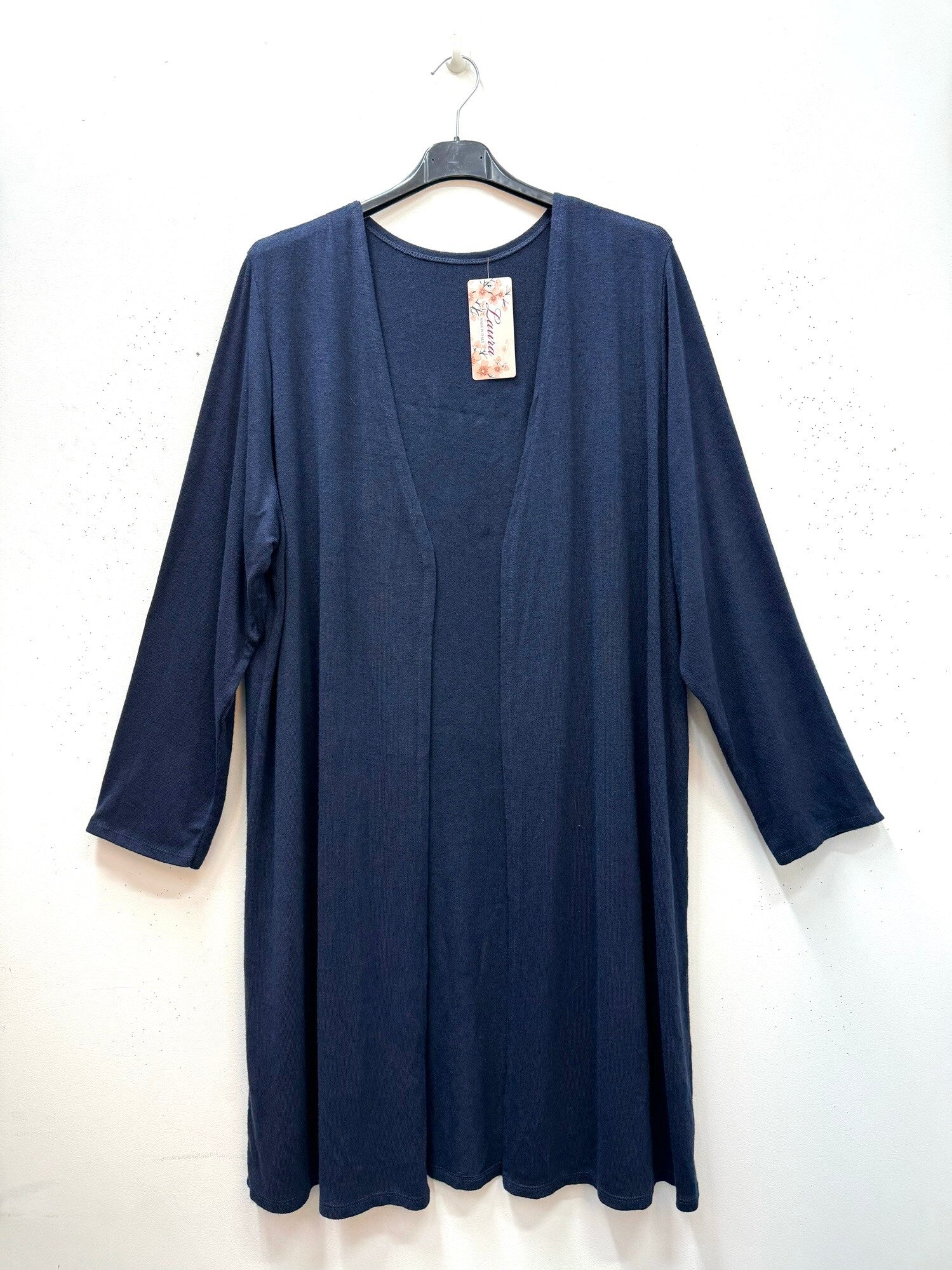 Soft long cardigan with Peace & Love print i Stor Storlek