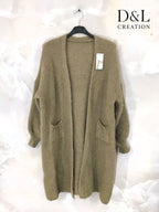 Fluffig lång cardigan med fickor, storlekar T38 till T52 i plusstorlek