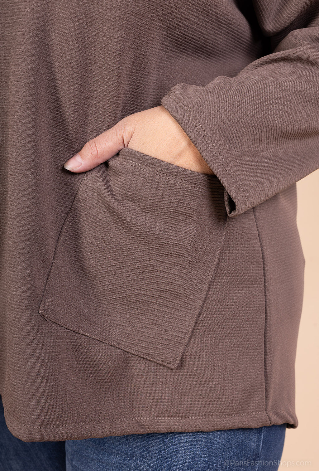 Plus-size sportväst med huva och fickor, storlekar T38 till T54 i Stor Storlek