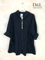 Plus-size sportswear vest with hood and pockets