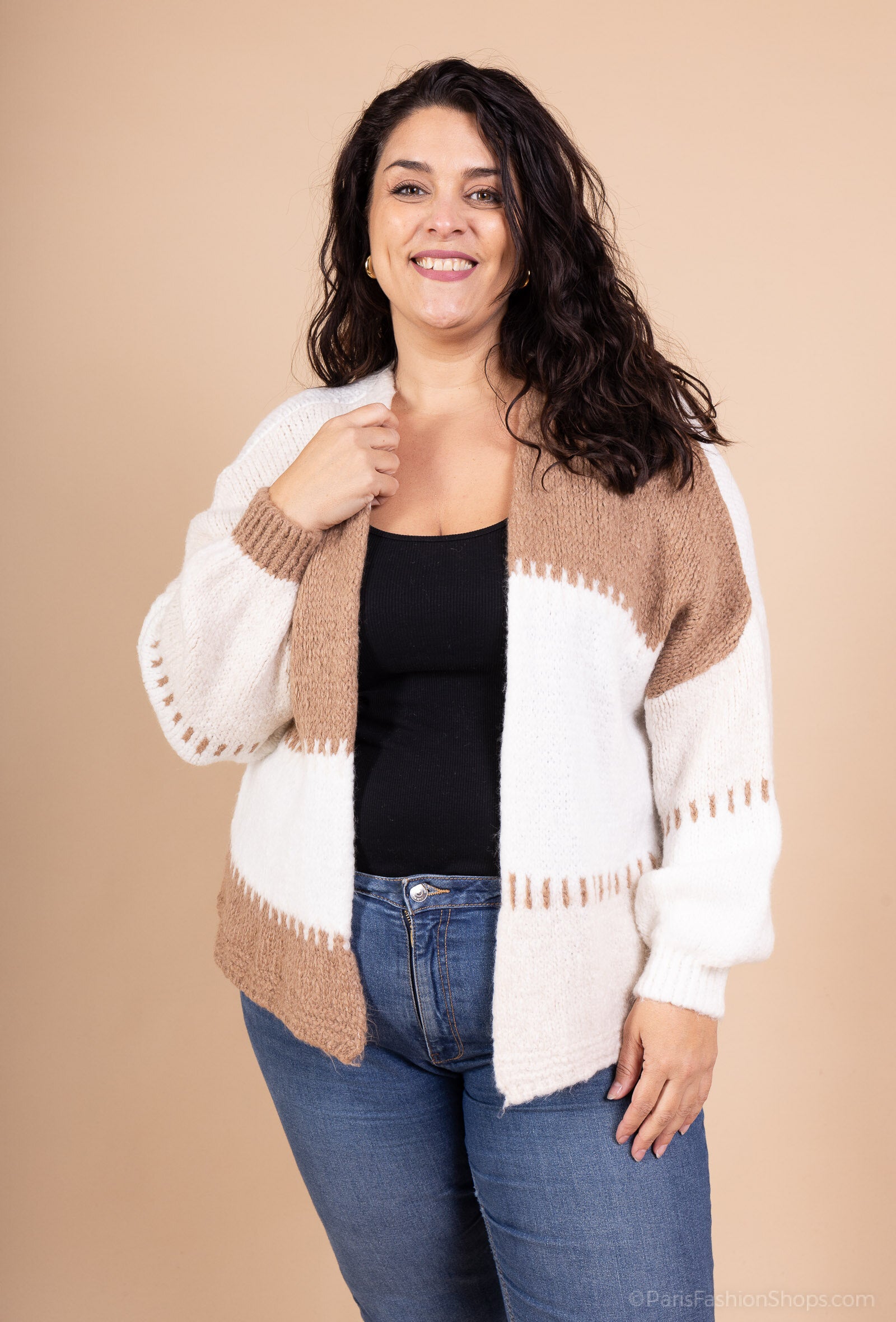 Plus size patchwork knit cardigan sizes 40 to 56 i Stor Storlek