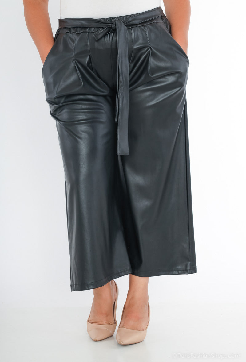 Cropped pants