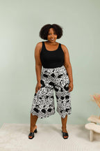 Elasticated waist culottes in print i Stor Storlek