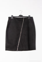 Plus Size Suede skirt with zip on the front