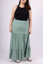 Plus Size Long -colored skirt with high waist and flying at the hemmerlet