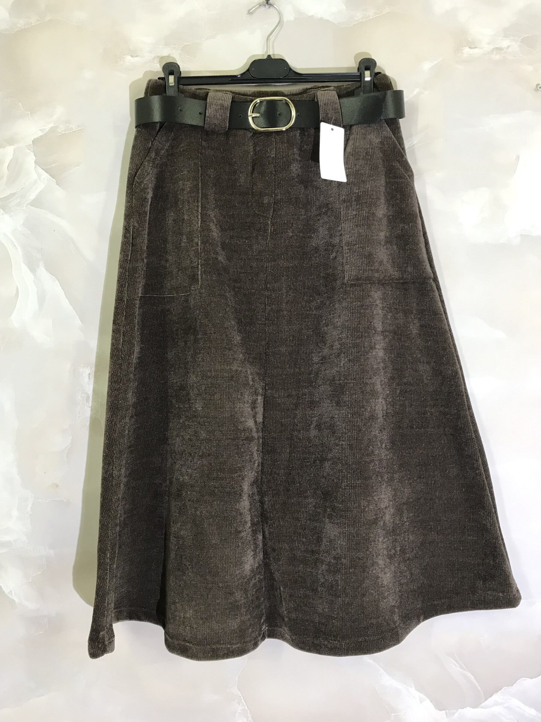 Lång Sammetkjol med Fickor - Plus Size 38 till 46