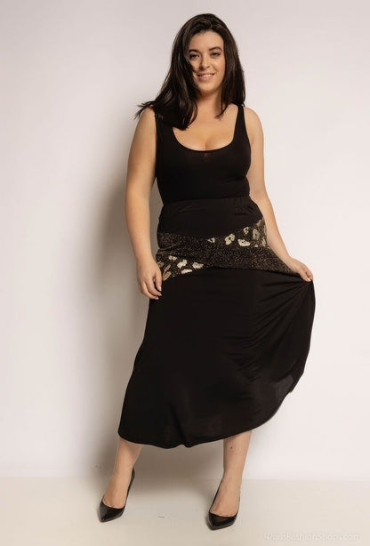 Plus Size Midi Kjol med Glittrande Detalj