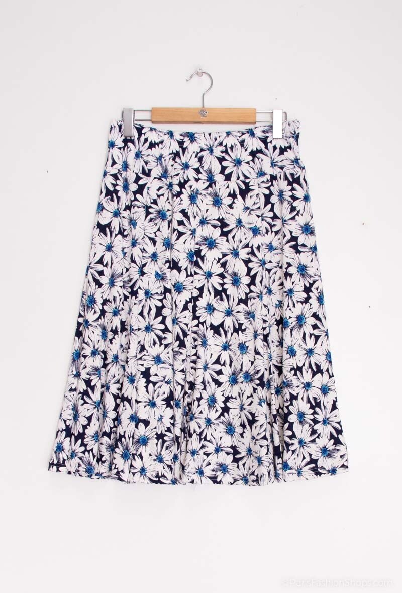 Plus Size Floral print midi skirt