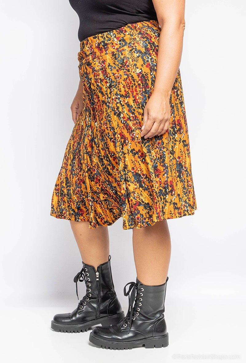 Plus Size Floral Print Midi Skirt