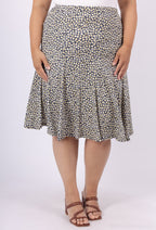 Plus Size Printed flared skirts are lined
