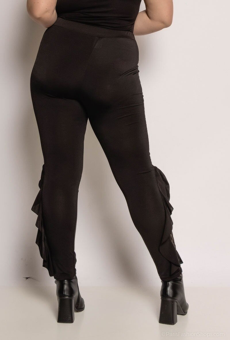 Plus Size Leggings med Volanger och Plumetis