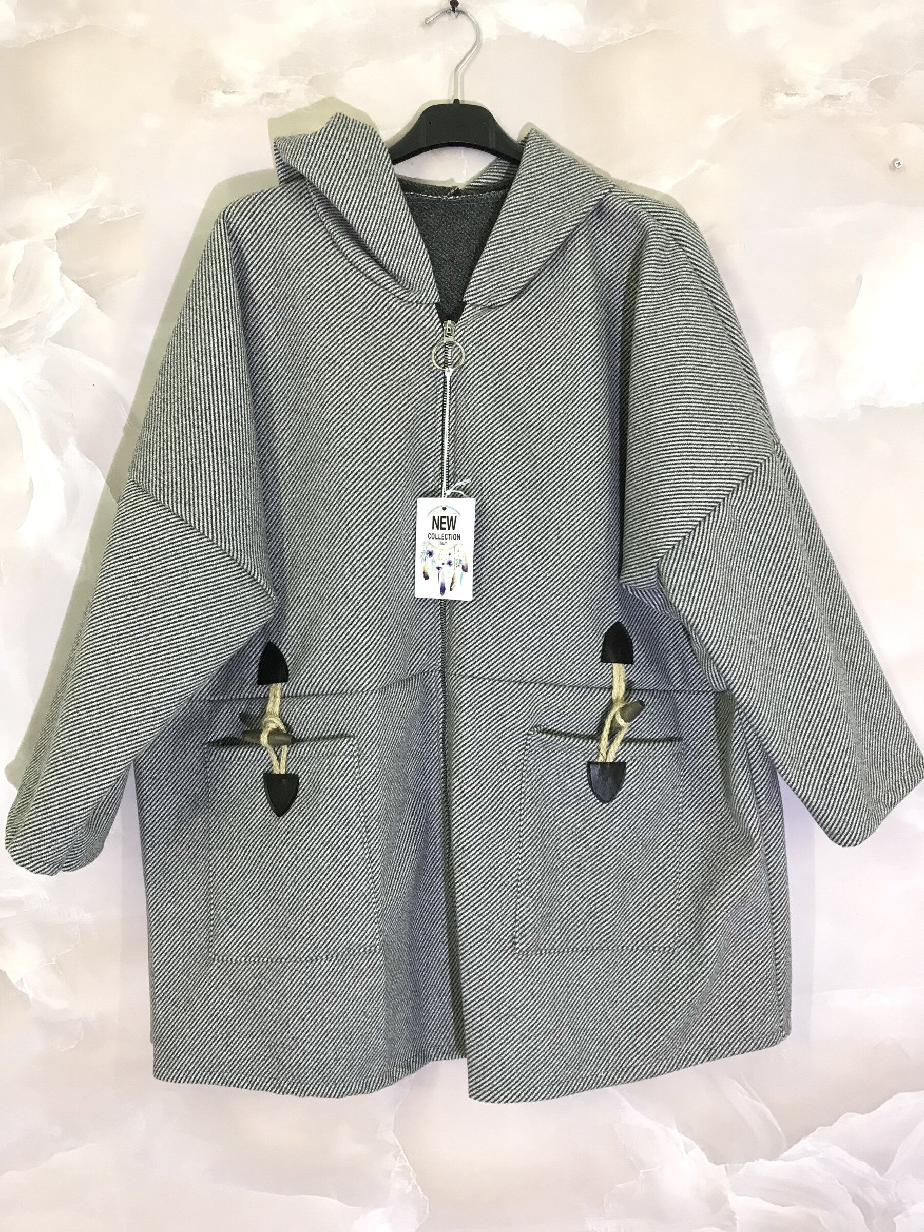 Plus Size Hooded coat with zipper with pockets