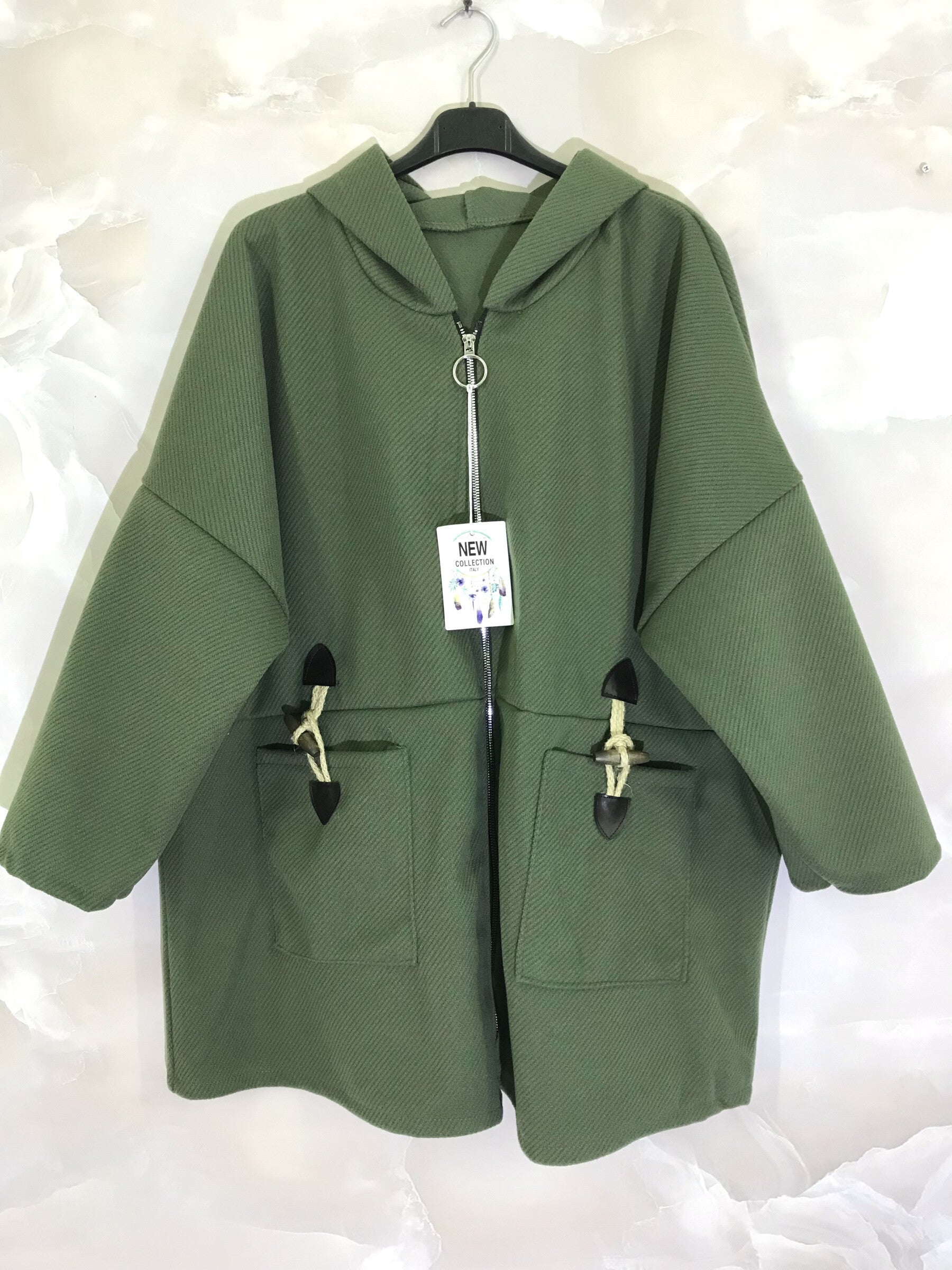 Plus Size Hooded coat with zipper with pockets