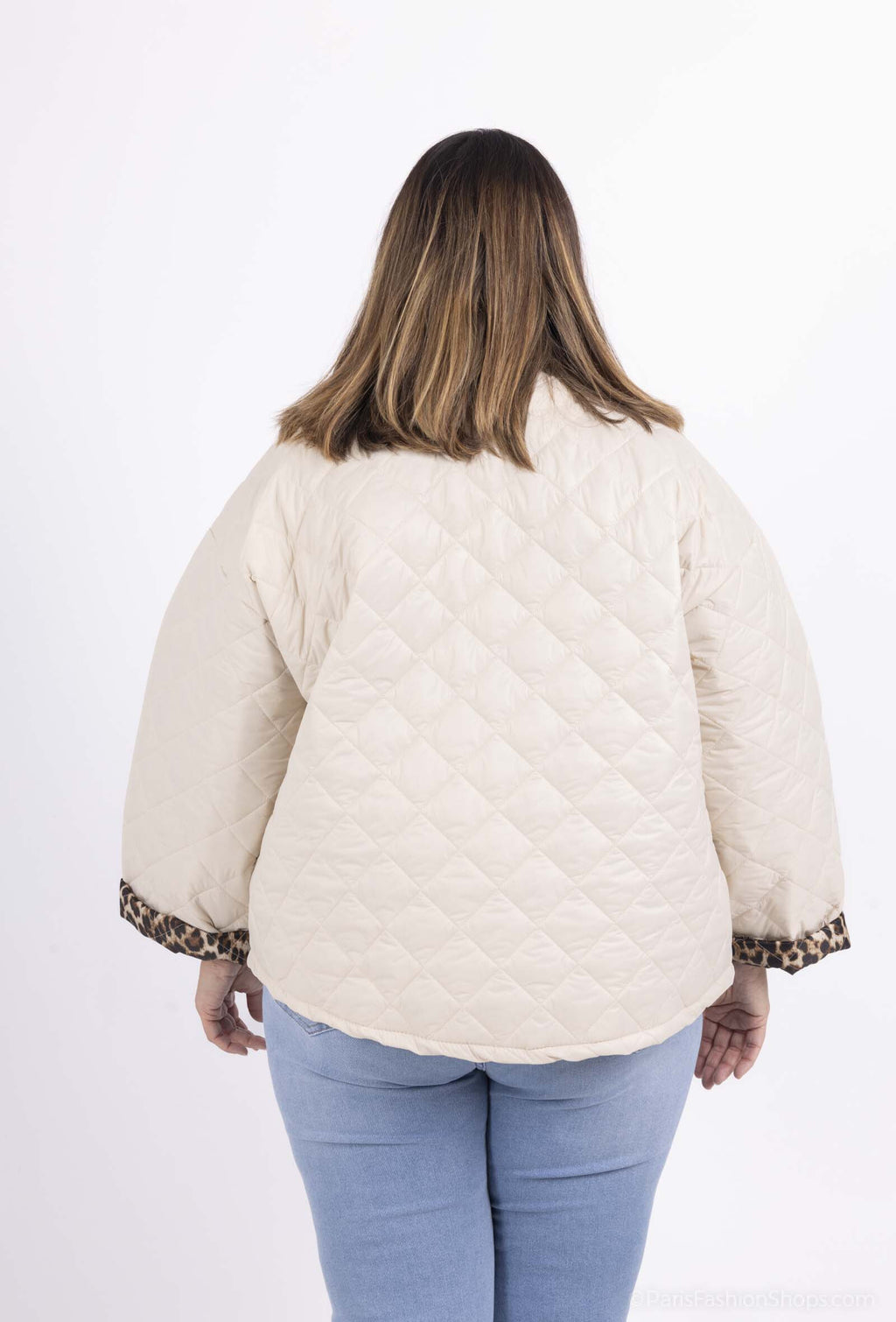 Quiltad vadderad jacka med leopardtryck i Stor Storlek