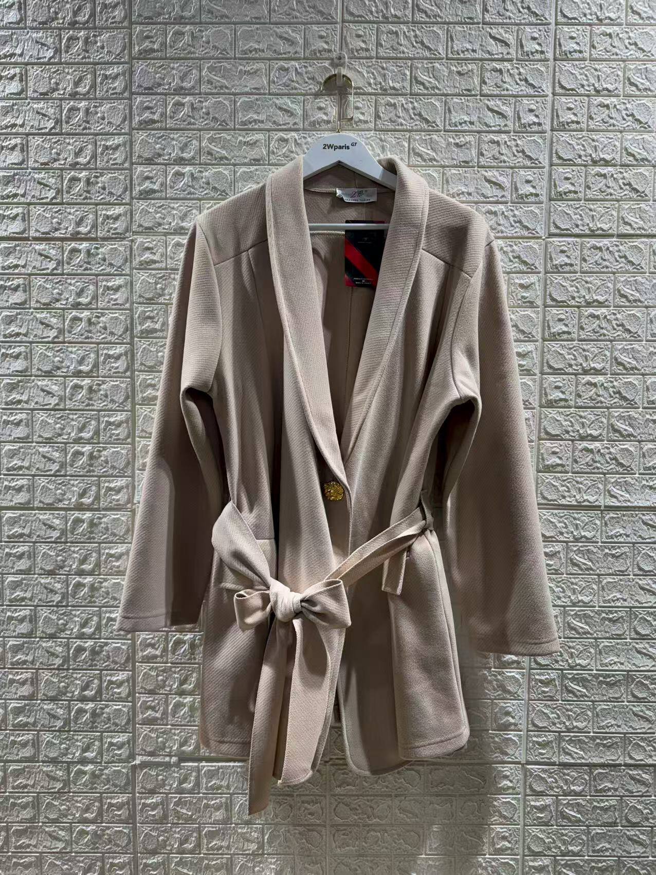 Plus size coat i Stora Storlekar