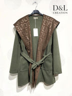 Two-tone open coat with printed collar