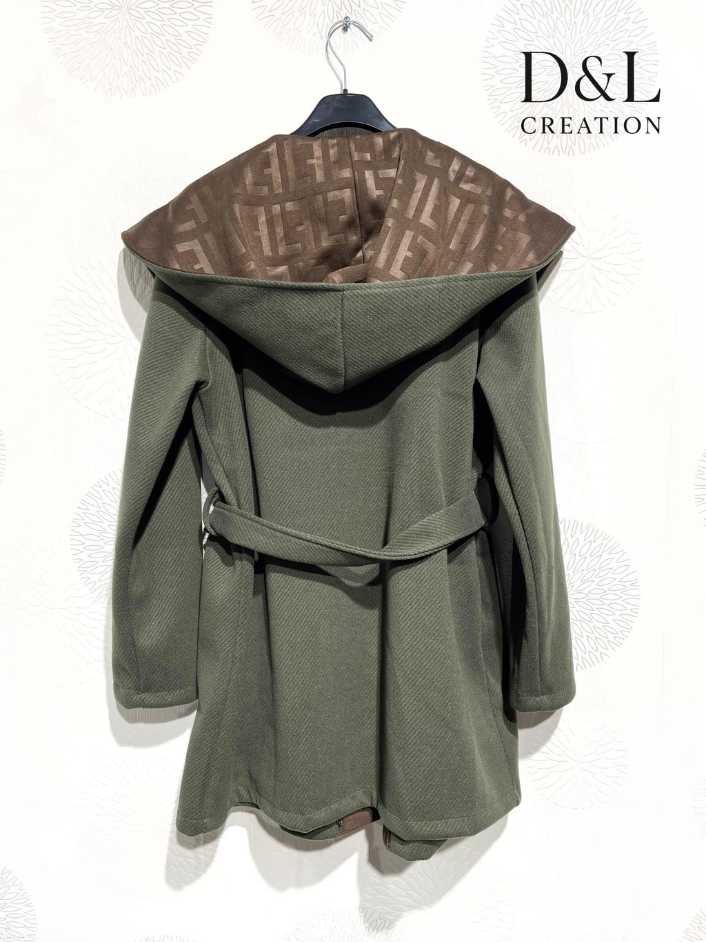 Tvåfärgad öppen kappa med tryckt krage, storlekar 38 till 48 i Stor Storlek