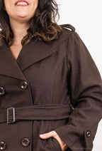Plus Size Enfärgad Pocket Knapp Kappa