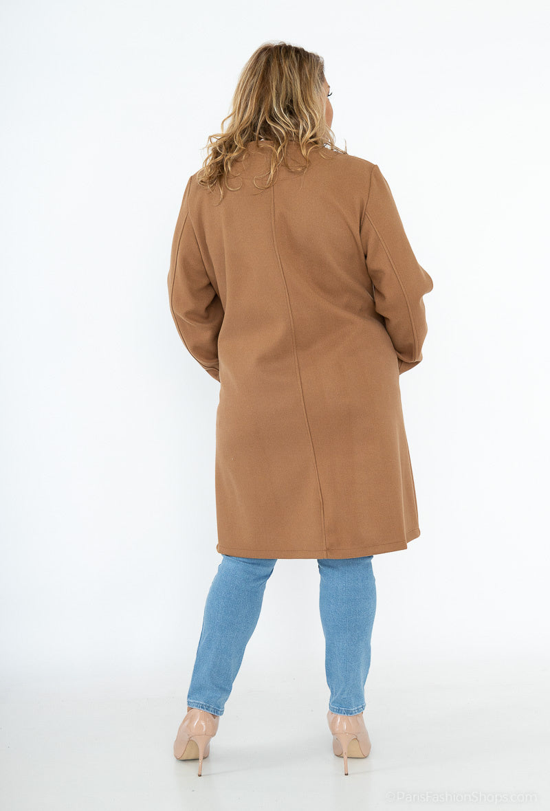 Plus Size Coats with Closure - Fall/Winter 2023/2024