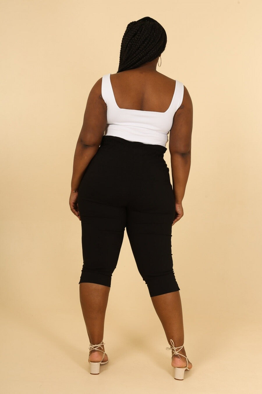 Capribyxor med knytband i Stor Storlek